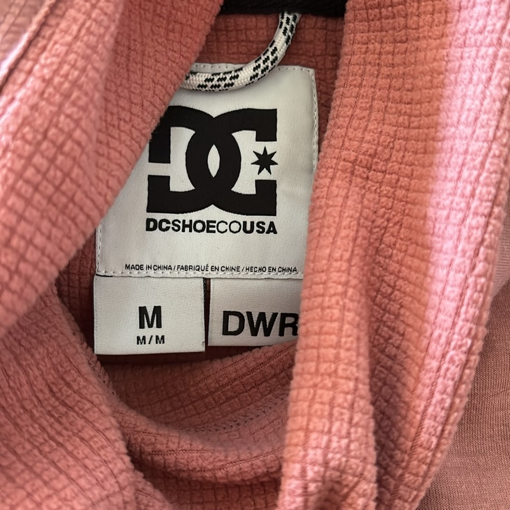 DC SWEATER - Picture 2 of 3
